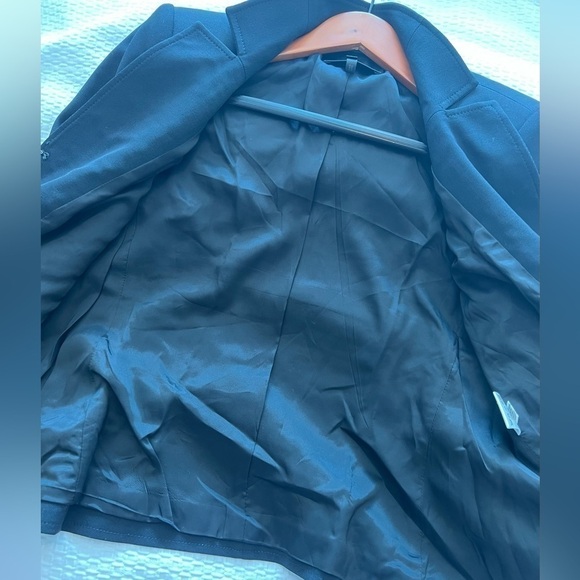 Escada Women's Jacket - Picture 11 of 16